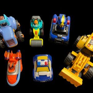 Lot of 100 piece total of Kid's Meal Toys